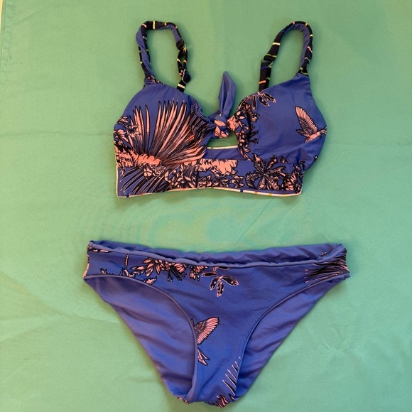 Maaji Blue Floral Bikini Set reversible padded lined size Small woman’s - Picture 1 of 11